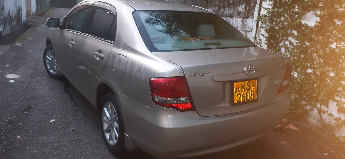 Axis corolla vehicle - Image 2